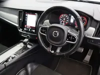 Used Volvo V90 R-Design 187 HP (137 kW) 2018 Silver Estate
