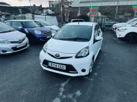 Used Toyota Aygo Style 68 HP (50 kW) 2014 White Hatchback