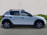 Usado Dacia Sandero Essentiel 75 CV (55 kW) 2020 Blanco Utilitario