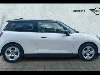 Used Mini Cooper SE Classic 158 kW (215 HP) 2024 White Hatchback