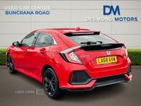 Begagnad Honda Civic SR 126 HK (92 kW) 2018 Röd Halvkombi