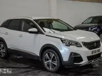 Used Peugeot 3008 Allure 130 HP (95 kW) 2020 White SUV