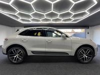 Usado Porsche Macan 265 HP (194 kW) 2023 Cinzento SUV