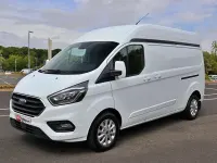 Used Ford Transit Custom Limited 170 HP (125 kW) 2018 White Van