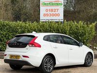 Used Volvo V40 Momentum 120 HP (88 kW) 2019 Hatchback