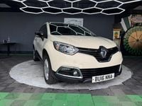 Second-hand Renault Captur Dynamique 90 CP (66 kW) 2016 Bej SUV