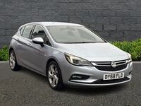 Used Vauxhall Astra SRi 198 HP (145 kW) 2018 Silver Hatchback