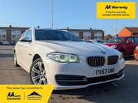 Begagnad BMW 520 Comfort Edition 184 HK (135 kW) 2014 Vit Kombi