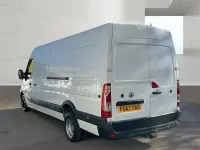 Begagnad Vauxhall Movano 125 HK (91 kW) 2017 Vit Minibuss