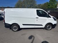 Used Ford Transit Custom 105 HP (77 kW) 2018 White Van