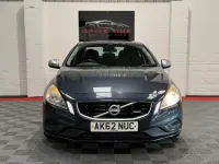Usado Volvo S60 R-Design 115 CV (84 kW) 2012 Gris Berlina