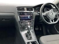 Used VW Golf VII SE 125 HP (91 kW) 2017 Silver Hatchback