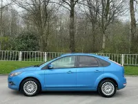 Used Ford Focus Titanium 110 HP (80 kW) 2010 Blue Hatchback