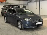 Used Ford Focus Zetec 105 HP (77 kW) 2014 Grey Hatchback