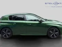 Used Peugeot 308 GT 129 HP (94 kW) 2023 Green Hatchback