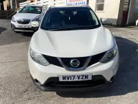 Used Nissan Qashqai N-Connecta 115 HP (84 kW) 2017 White SUV