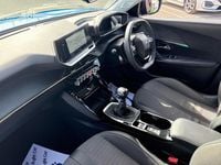 Second-hand Peugeot 2008 Allure+ 2022 Albastru SUV