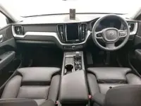 Second-hand Volvo XC60 Plus 197 CP (144 kW) 2023 Albastru SUV