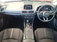 Usado Mazda 3 Inclusive 120 CV (88 kW) 2017 Rojo Utilitario