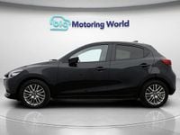 Usado Mazda 2 Inclusive 90 HP (66 kW) 2022 Preto Citadino