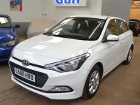 Used Hyundai i20 SE 84 HP (61 kW) 2016 White Hatchback