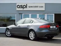 Używany Jaguar XE Prestige 250 KM (183 kW) 2018 Szary Sedan/Limuzyna