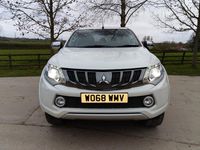 Used Mitsubishi L200 181 HP (133 kW) 2019 White Pickup