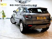 Begagnad Land Rover Range Rover evoque SE 2016 Grå Kombi