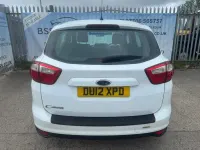 Begagnad Ford C-MAX Zetec 115 HK (84 kW) 2012 Vit Minibuss