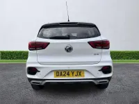 Used MG ZS Excite 2024 White SUV