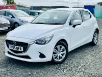 Used Mazda 2 2016 White Hatchback