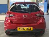 Used Mazda 2 Inclusive 90 HP (66 kW) 2016 Red Hatchback