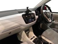 Used VW up! Beats 65 HP (47 kW) 2023 White Hatchback