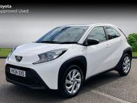 Used Toyota Aygo X PURE 72 HP (52 kW) 2024 Pure white SUV