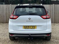 Used Renault Grand Scénic IV Iconic 140 HP (102 kW) 2019 White/black MPV
