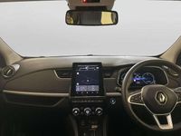 Used Renault Zoe Iconic 100 kW (136 HP) 2024 Hatchback