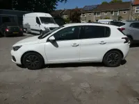 Used Peugeot 308 Access 2018 White Hatchback