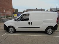 used Vauxhall Combo 1.6 CDTI 16V 105ps LWB Van Euro 6 NO VAT