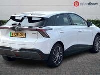 Used MG MG4 EV Trophy 150 kW (204 HP) 2024 Solid  arctic white Hatchback