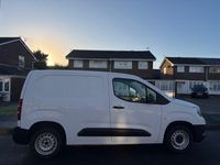 Used Vauxhall Combo 100 HP (73 kW) 2022 White Van