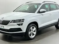Used Skoda Karoq SE 150 HP (110 kW) 2021 White SUV