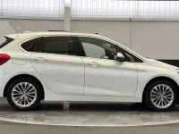 Used BMW 220 Active Tourer Luxury Line 187 HP (137 kW) 2019 White MPV
