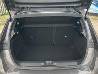 Used Vauxhall Astra Design Edition 131 HP (96 kW) 2025 Hatchback