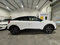 Used Citroën e-C4 Shine 100 kW (136 HP) 2021 White Hatchback