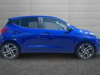 Used Hyundai i10 Premium 66 HP (48 kW) 2022 Brass Hatchback