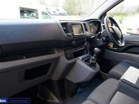 Używany Citroën Dispatch 2023 Biały Minivan