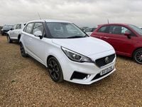 Used MG MG3 Exclusive 106 HP (77 kW) 2024 White Hatchback