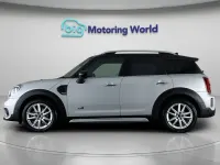 Usado Mini Cooper D Countryman Sport 148 CV (108 kW) 2021 Plateado SUV