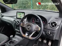 Used Mercedes B180 AMG line 109 HP (80 kW) 2018 White Hatchback