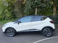 Used Renault Captur Iconic 90 HP (66 kW) 2019 Cream/black SUV